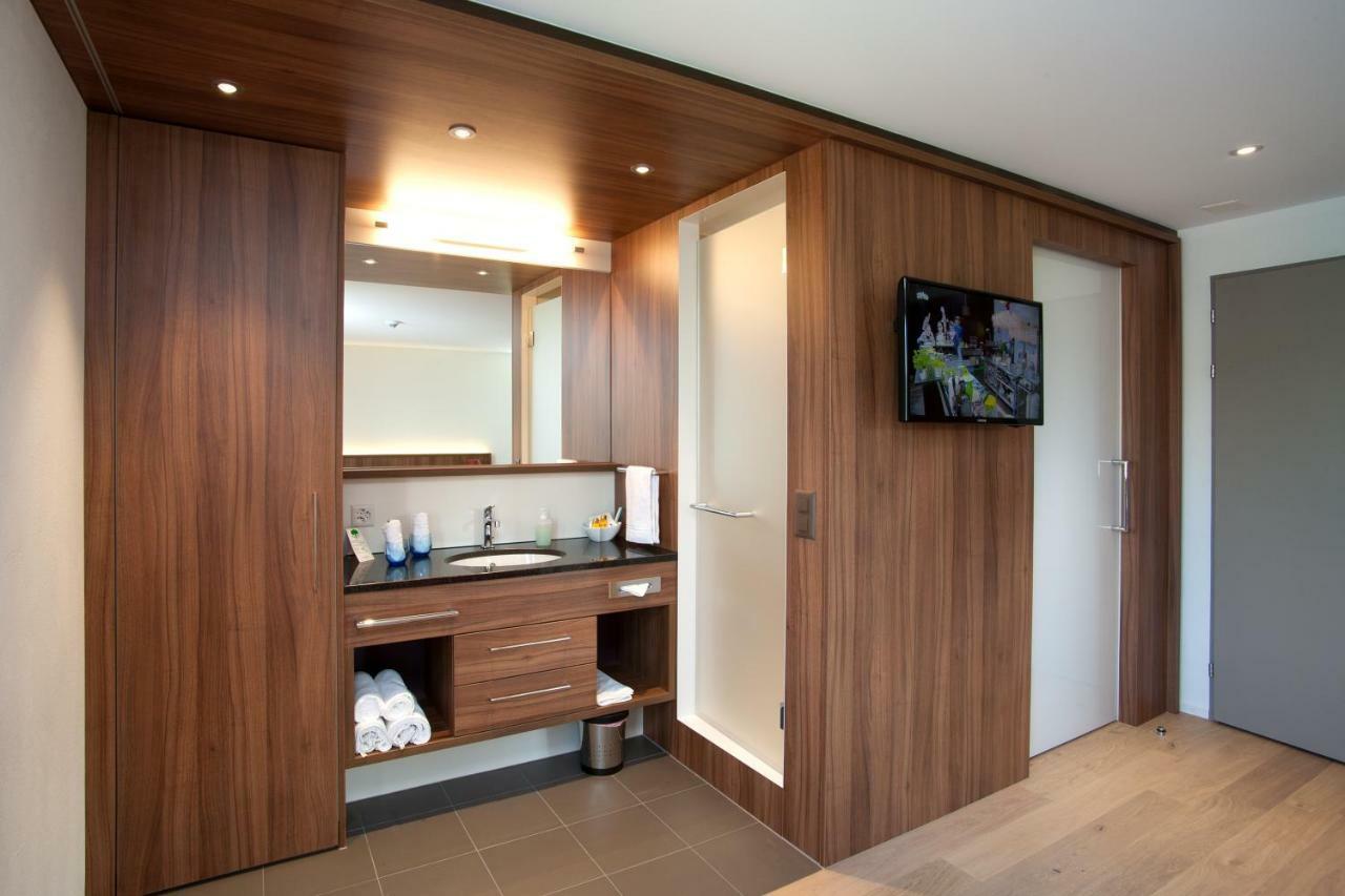 Seehotel Delphin Meisterschwanden Екстер'єр фото
