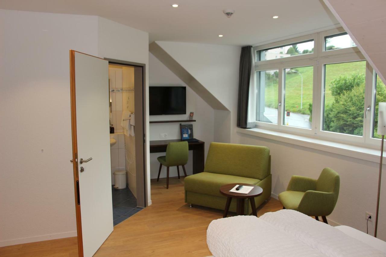 Seehotel Delphin Meisterschwanden Екстер'єр фото